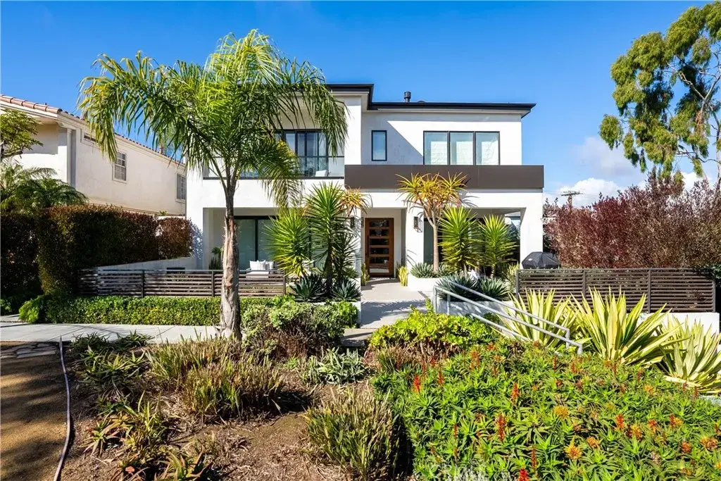 319 Jasmine, Corona Del Mar, CA 92625 - Image #1