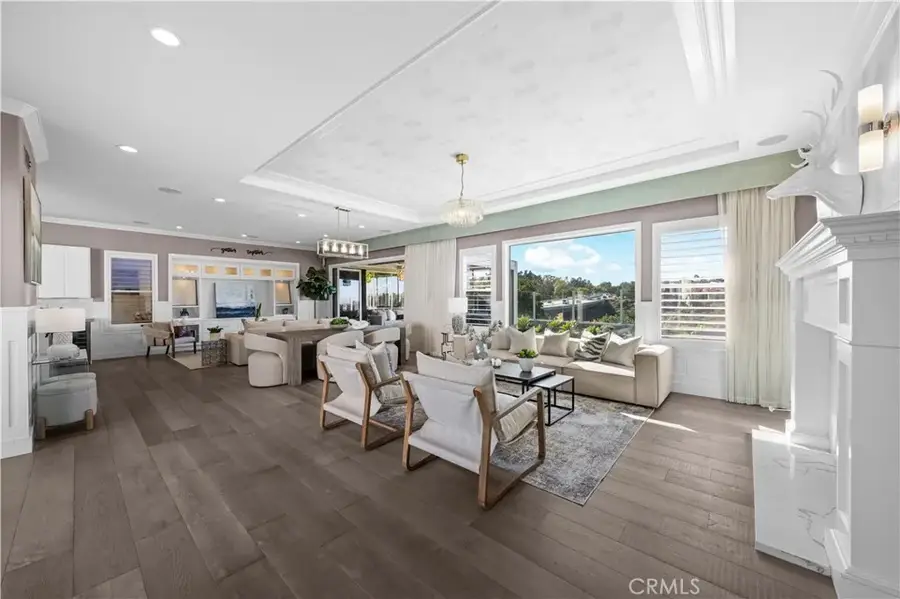 58 Victoria, Newport Beach, CA 92660 - Image #2