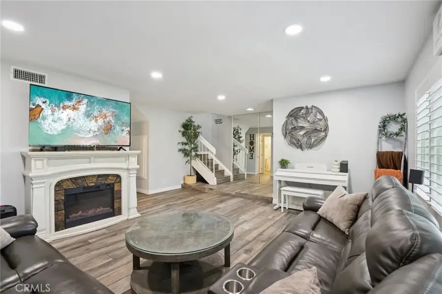 21711 Lake Vista Drive, Lake Forest, CA 92630 - Image #3