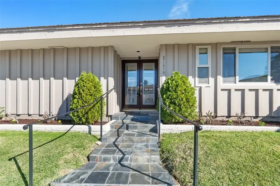 27151 Via Chicuelina #B, San Juan Capistrano, CA 92675 - Image #2