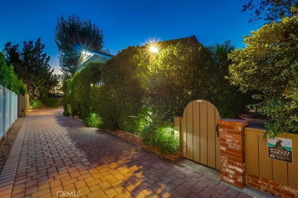 5535 Ranchito Avenue, Sherman Oaks, CA 91401 - Image #1