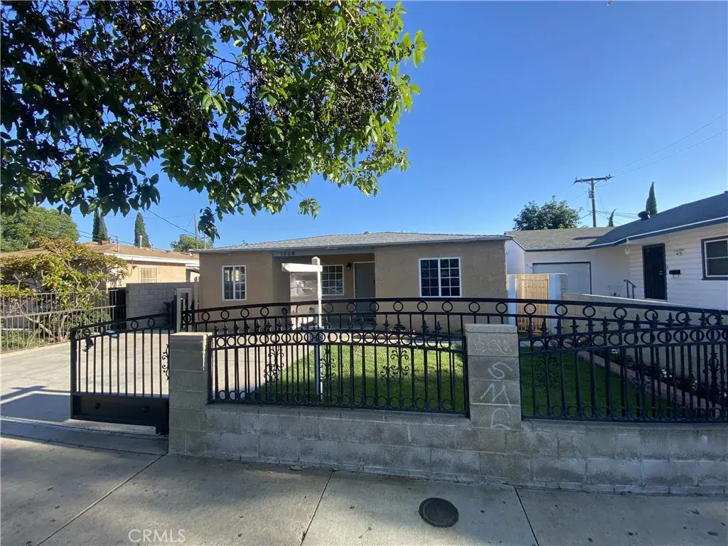 1206 W Mcfadden Avenue, Santa Ana, CA 92707 - Image #1