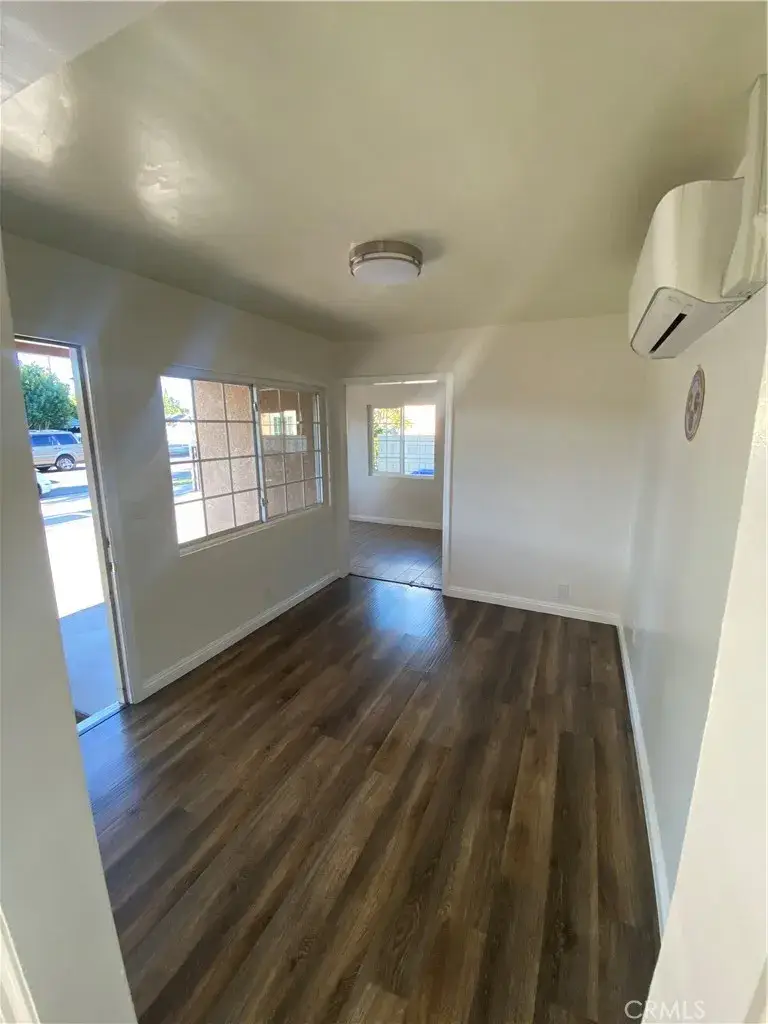 1206 W Mcfadden Avenue, Santa Ana, CA 92707 - Image #2