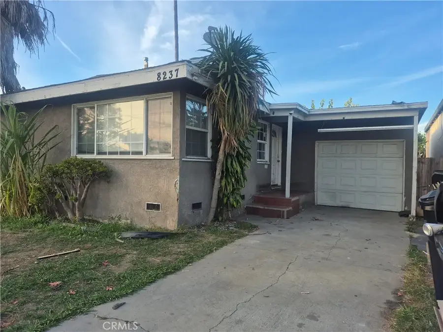 8237 Rosecrans, Paramount, CA 90723 - Image #3