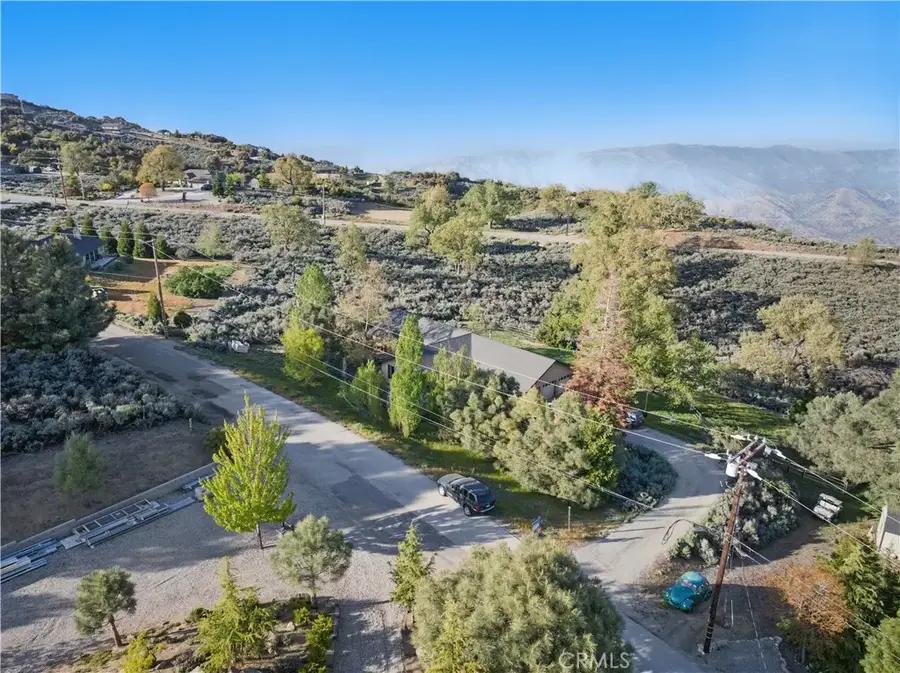 24980 Sunset Way, Tehachapi, CA 93561 - Image #3