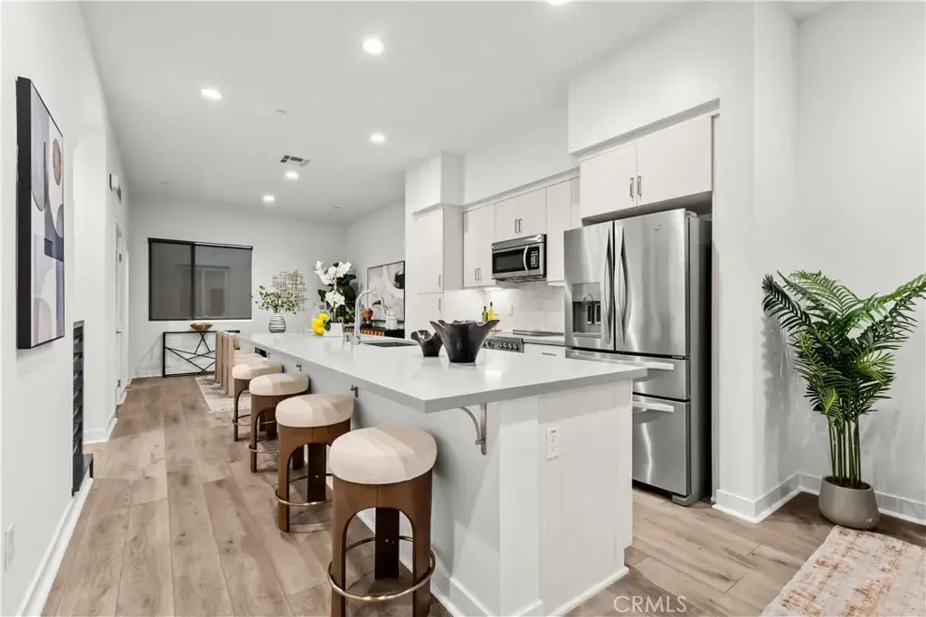 255 Elm, Long Beach, CA 90802 - #1