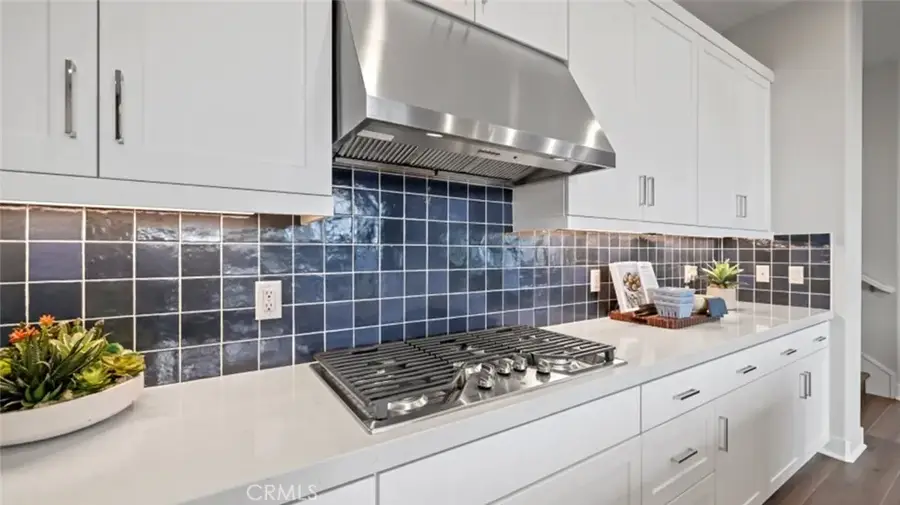 194 Billings, Irvine, CA 92618 - Image #2