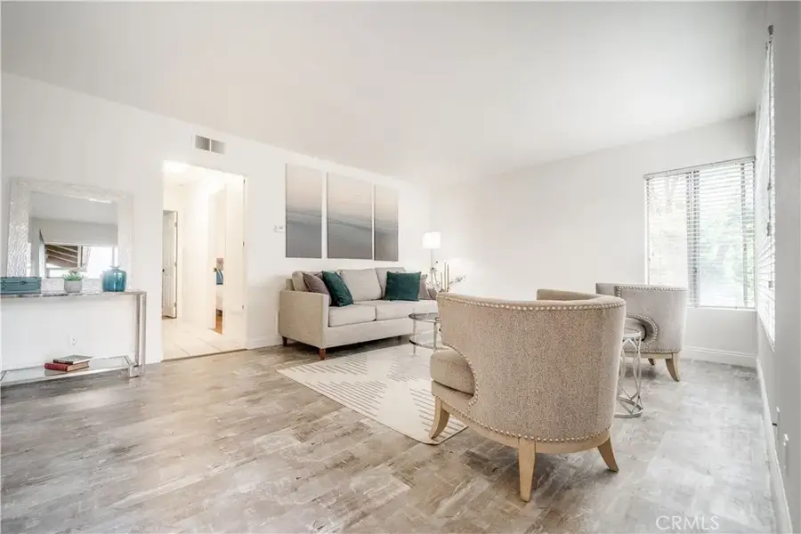 46 Echo Run #16, Irvine, CA 92614 - Image #2