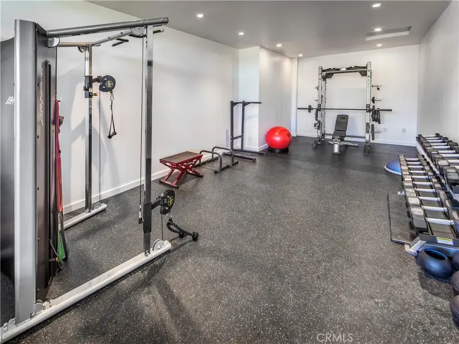 1493 Skyline Lane, San Pedro, CA 90732 - Image #2