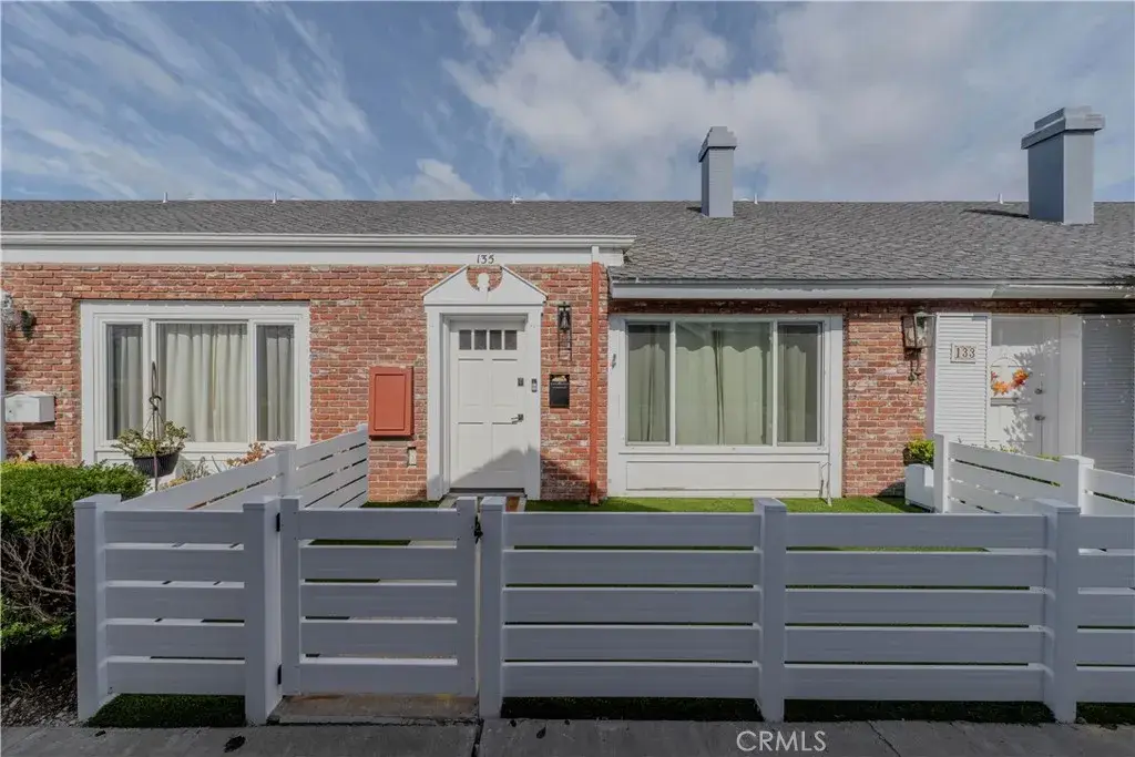 135 Morristown, Costa Mesa, CA 92626 - Image #1