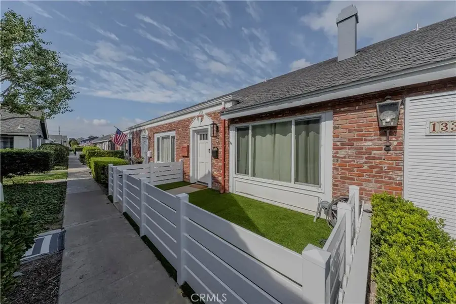 135 Morristown, Costa Mesa, CA 92626 - Image #2