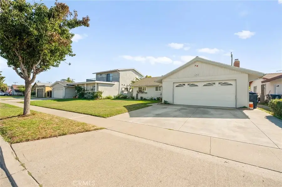 2040 W Glenwood, Santa Ana, CA 92704 - Image #2