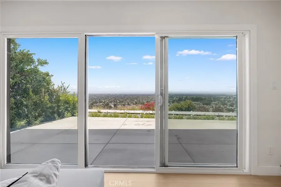 12284 Circula Panorama, Santa Ana, CA 92705 - Image #2