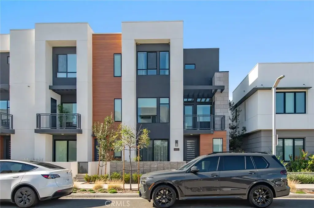 16321 Veterans Way, Tustin, CA 92780 - Image #1