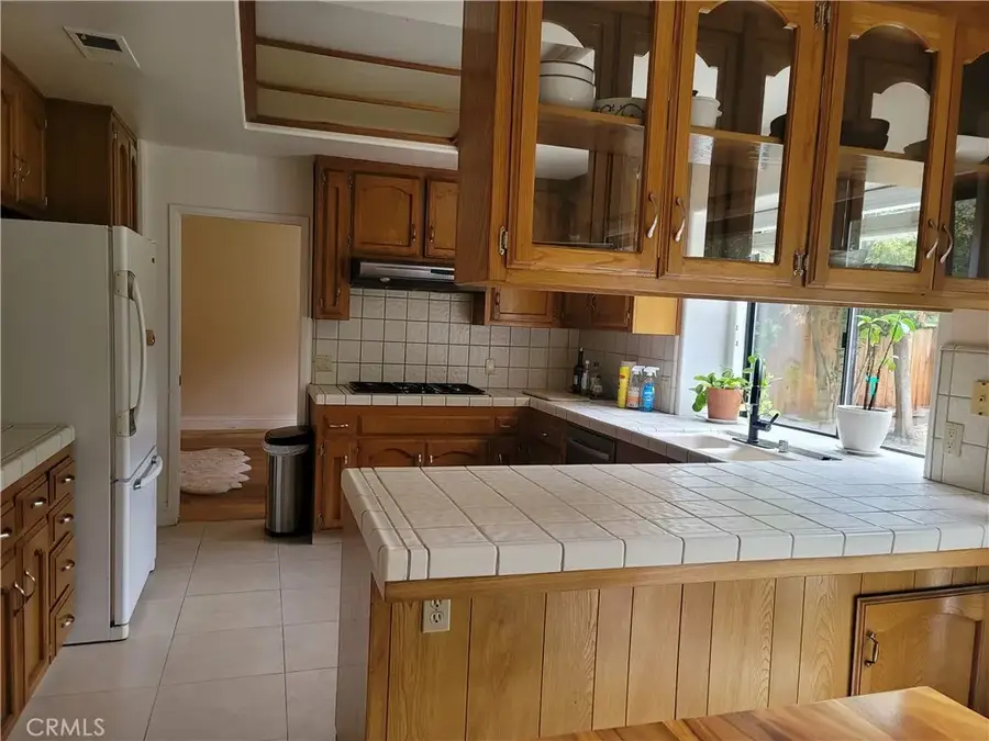 8216 Birmingham Street, Bakersfield, CA 93311 - Image #2