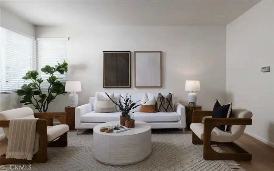 257 Huntington, Irvine, CA 92620 - Image #2