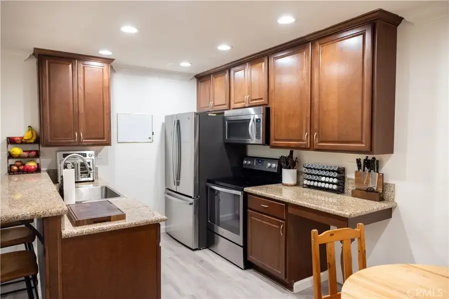 21991 Rimhurst, Lake Forest, CA 92630 - Image #3