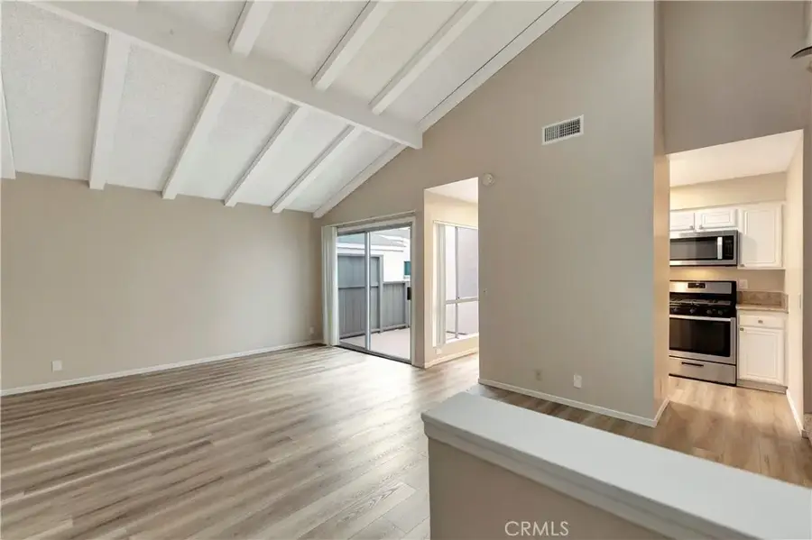 2670 W Segerstrom #f, Santa Ana, CA 92704 - Image #3