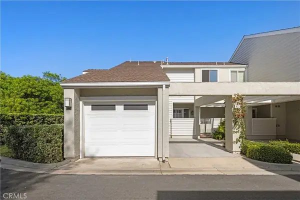 415 Deerfield, Irvine, CA 92606