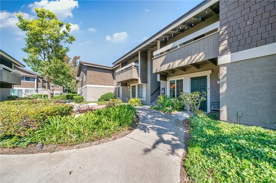 63 Streamwood, Irvine, CA 92620 - Image #3