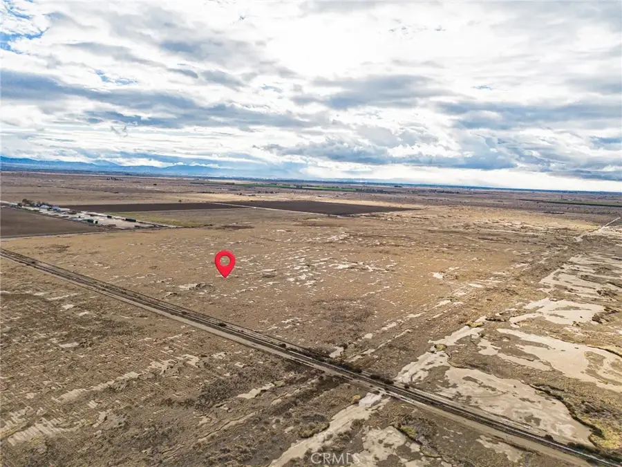 10000 E 87th, Lancaster, CA 93535 - #3