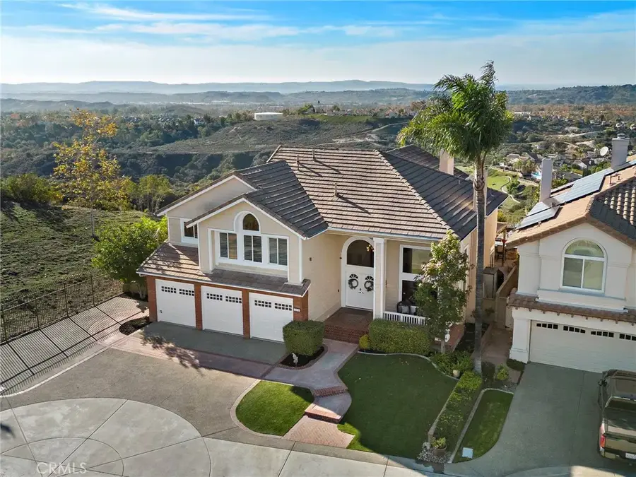 32928 Brookseed Drive, Trabuco Canyon, CA 92679 - Image #2