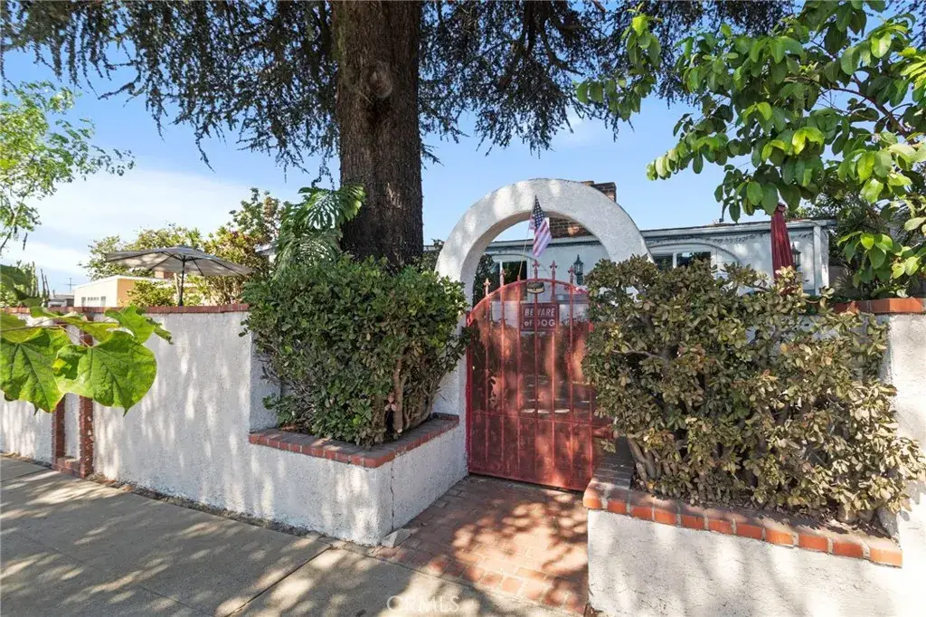 14263 Hubbard, Sylmar, CA 91342 - Image #1