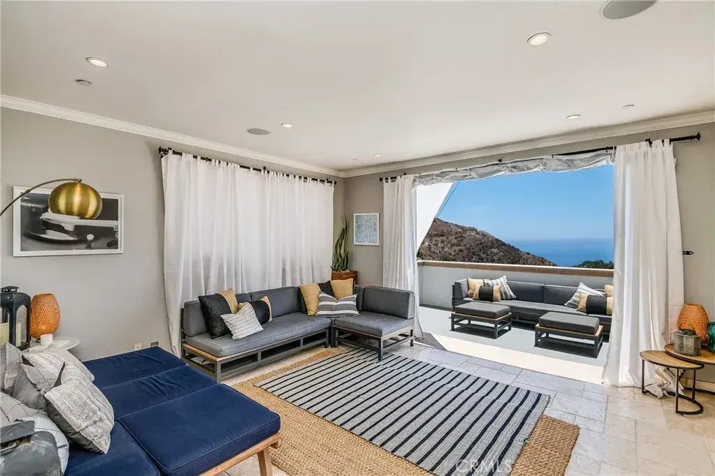 26616 Ocean View Drive, Malibu, CA 90265 - Image #1