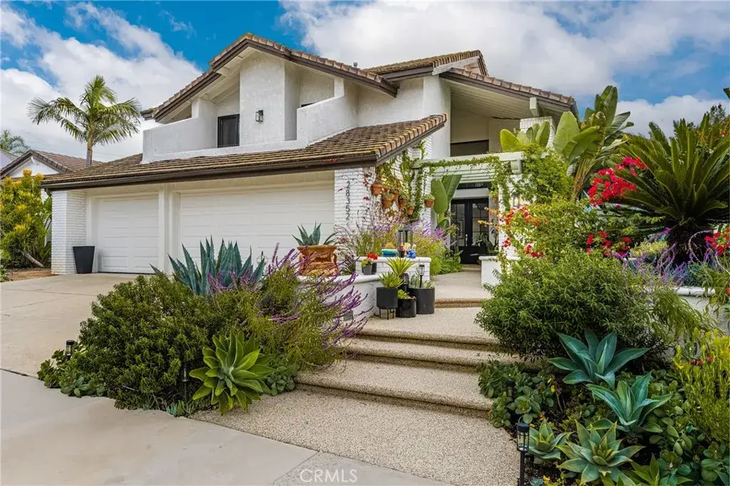 28352 La Caleta, Mission Viejo, CA 92692 | Joyful Living by BHGRE