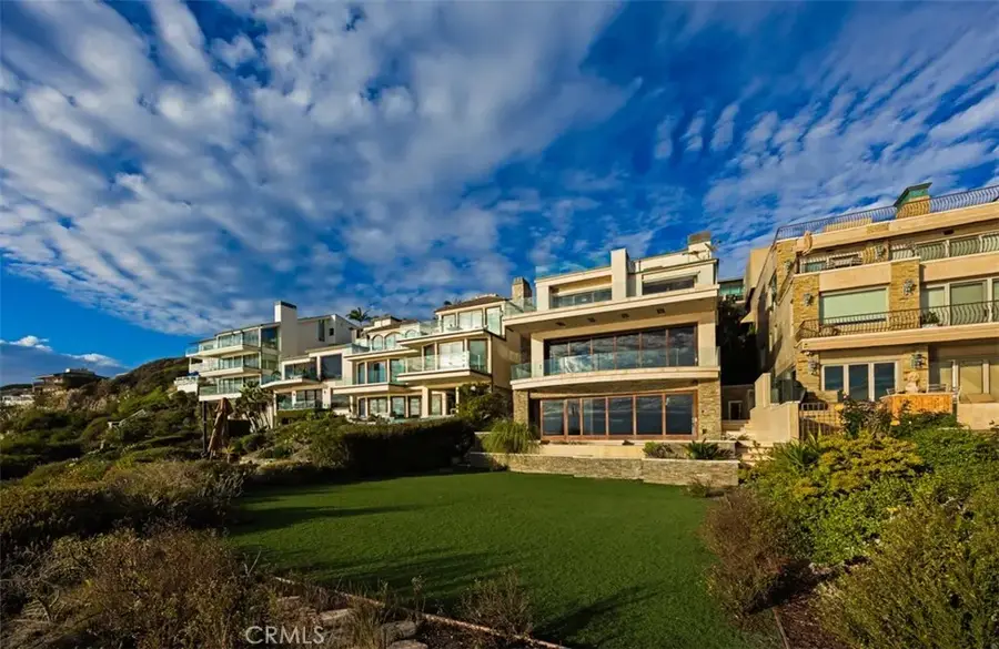 25 Bay, Laguna Beach, CA 92651 - #3