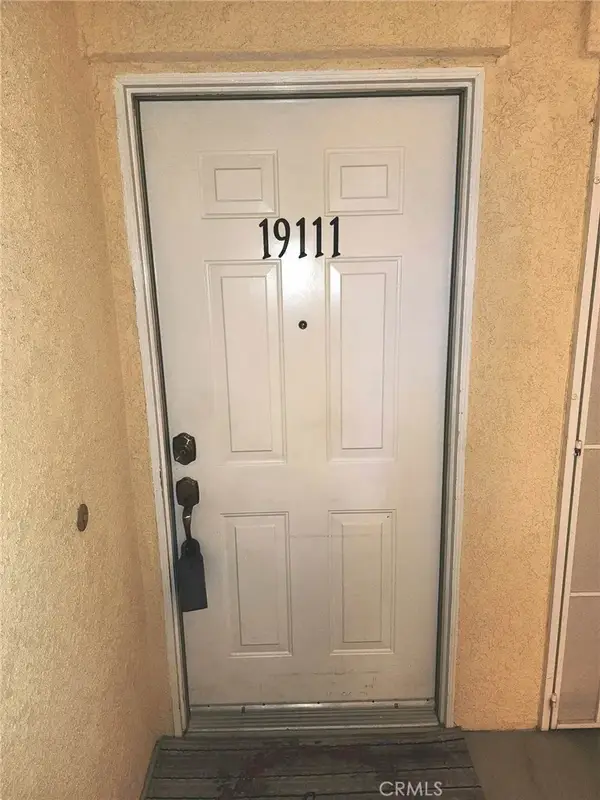 19111 Palo Verde Drive, Apple Valley, CA 92308