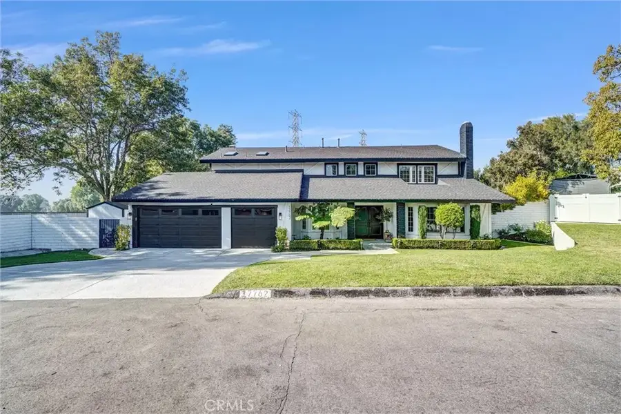 17762 Mountain View Circle, Villa Park, CA 92861 - Image #3