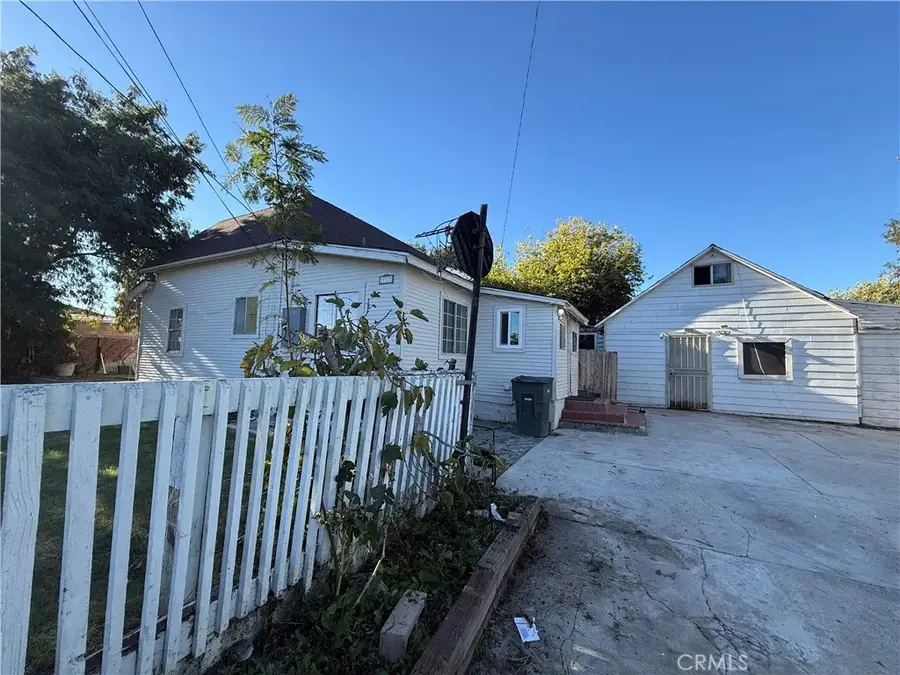 937 Cedar, Corona, CA 92879 - Image #2