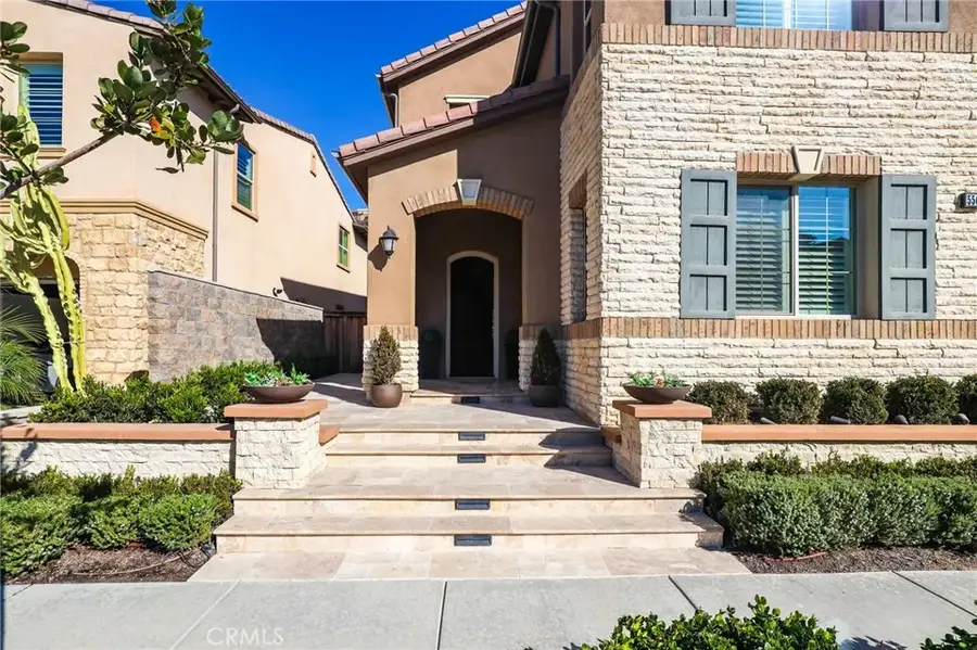 5567 Heritage Oak Dr, Lake Forest, CA 92679 - Image #2