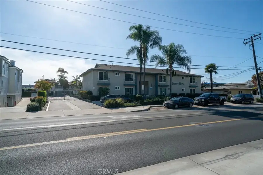 365 W Wilson Street, Costa Mesa, CA 92627 - Image #3