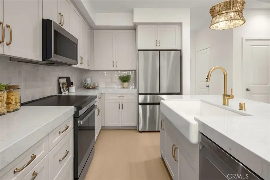 152 Balsawood, Tustin, CA 92780 - Image #2