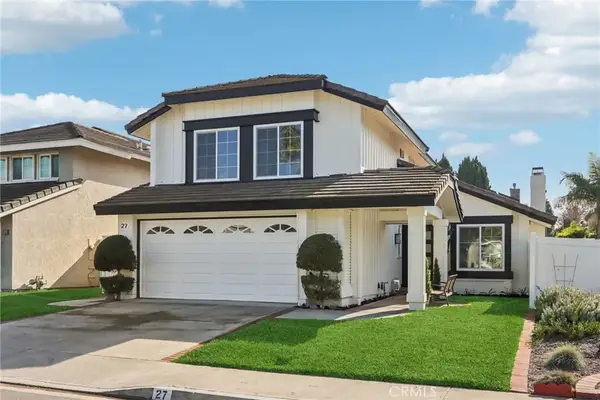 27 New Meadow, Irvine, CA 92614