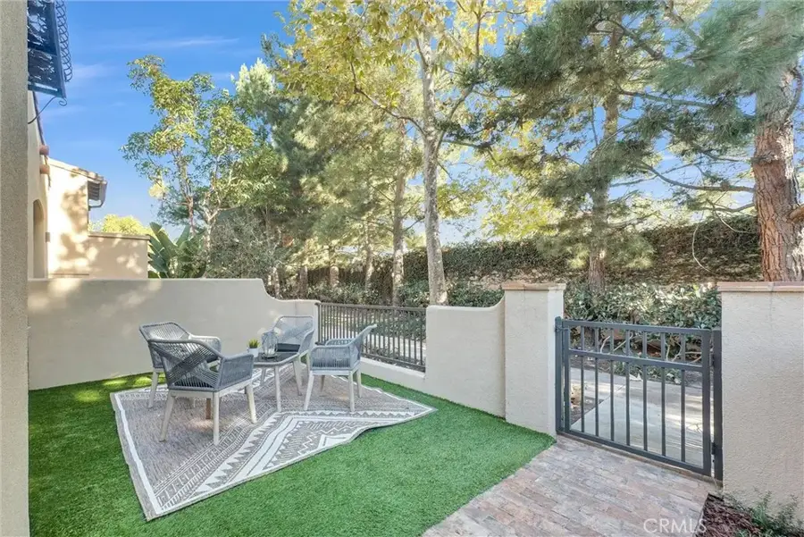 50 Hedge Bloom, Irvine, CA 92618 - Image #3