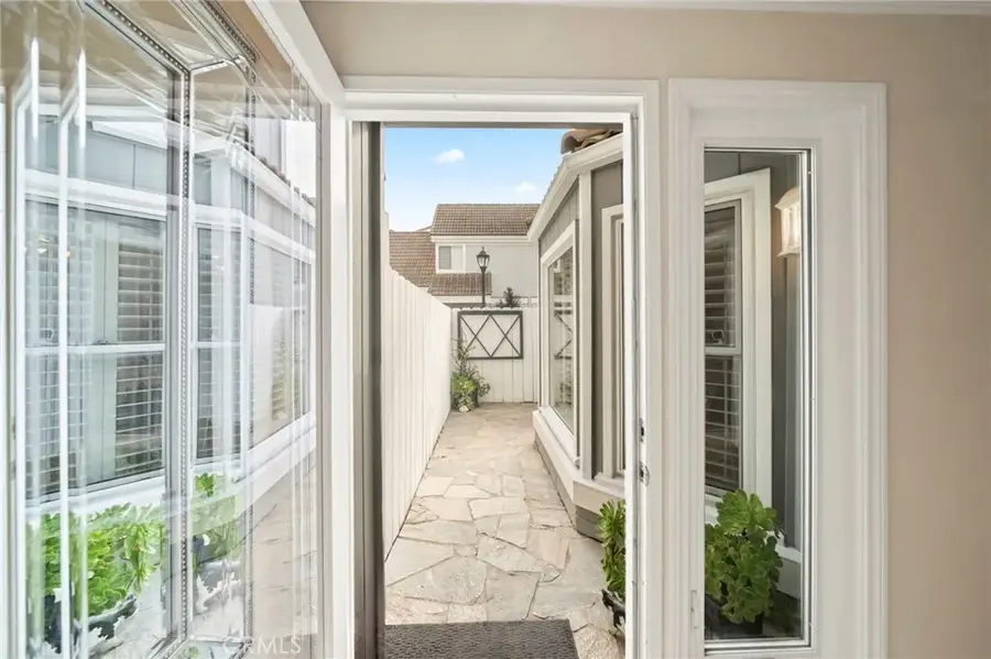 3889 Aruba, Huntington Beach, CA 92649 - Image #3