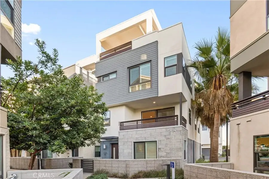 620 Cardiff Reef, Costa Mesa, CA 92627 - Image #2