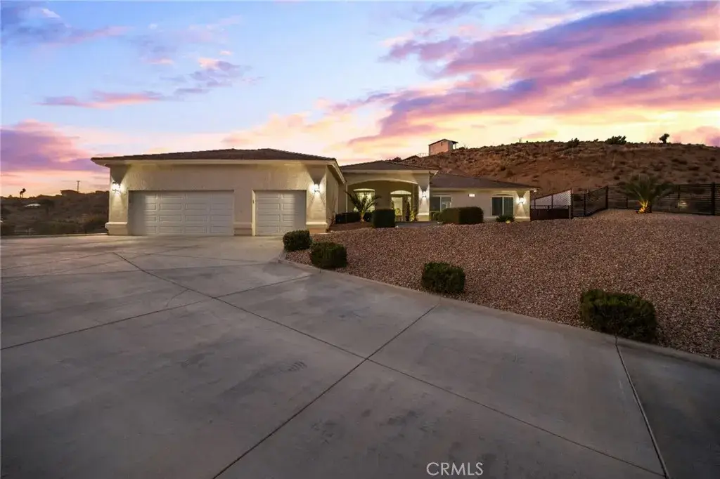 7590 Arrowhead Lake Road, Hesperia, CA 92345 - Image #1