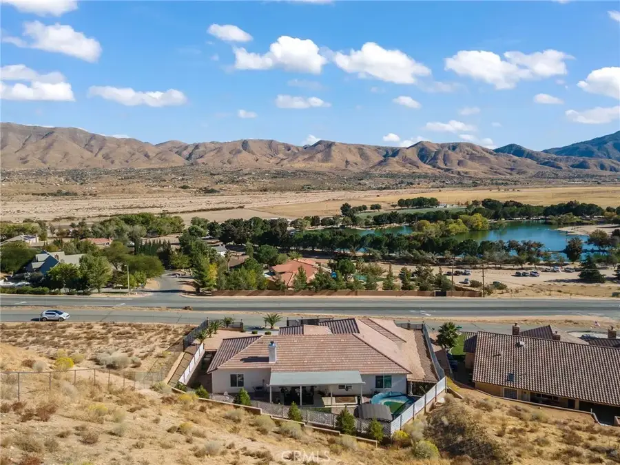 7590 Arrowhead Lake Road, Hesperia, CA 92345 - Image #2