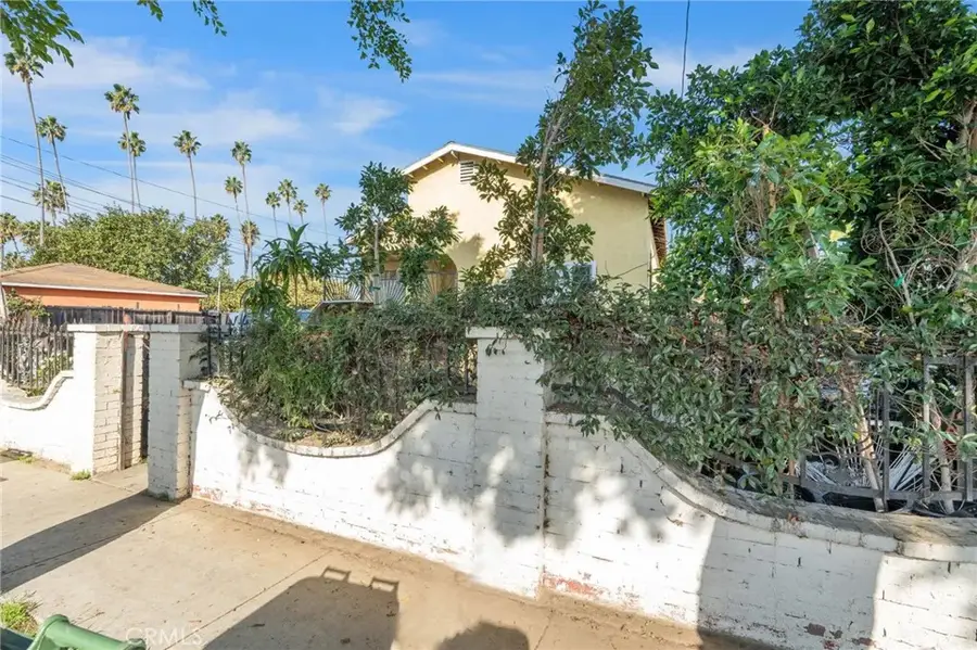 4133 W 101st Street, Inglewood, CA 90304 - Image #2
