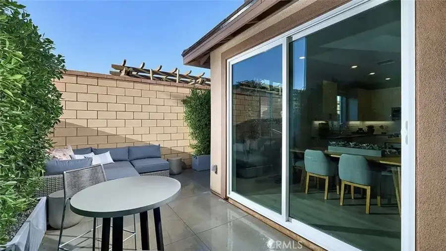 16548 Stone Pine Lane, Fontana, CA 92336 - Image #3