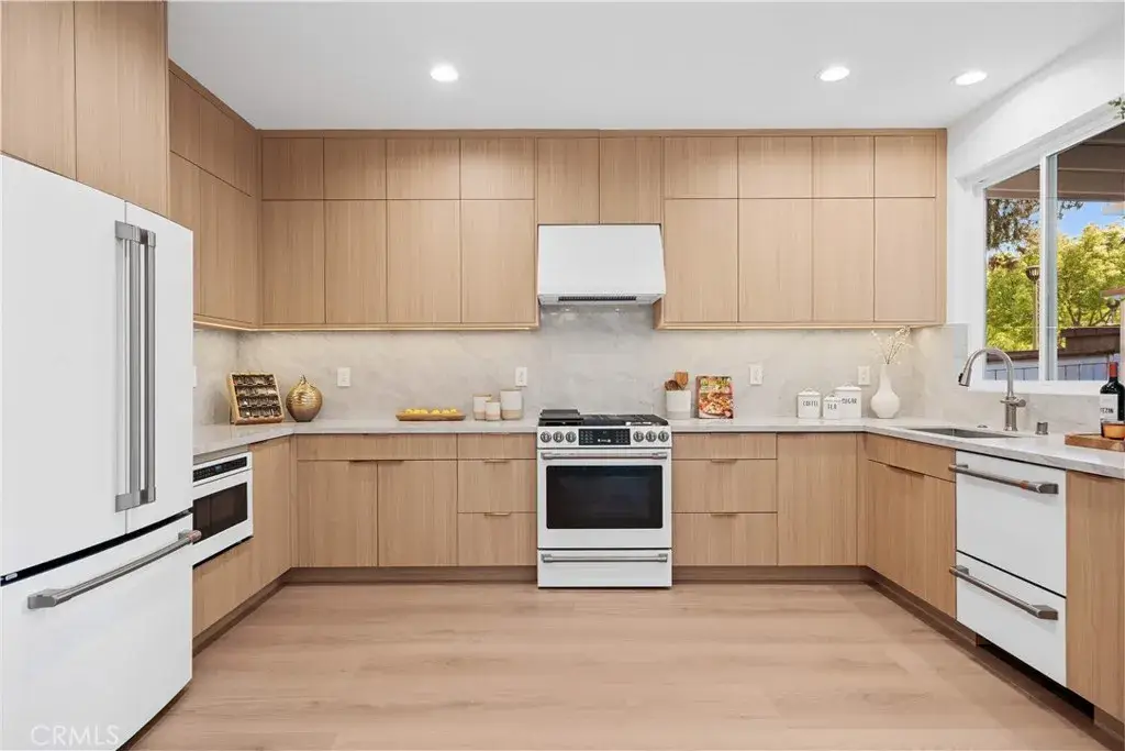 33 Winterfield Road, Irvine, CA 92602 - Image #1