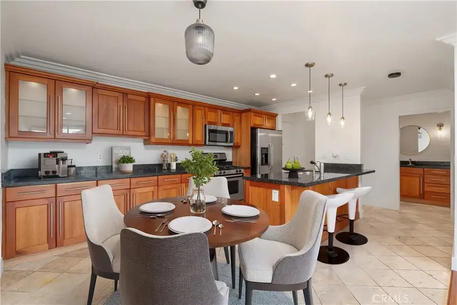 911 N Kings Road #319, West Hollywood, CA 90069 - Image #3