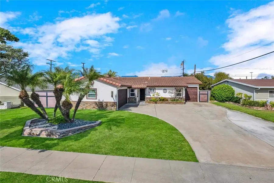 8021 Sterling, Huntington Beach, CA 92646 - Image #2