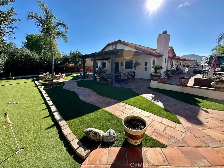 23856 Outrigger, Canyon Lake, CA 92587 - Image #2