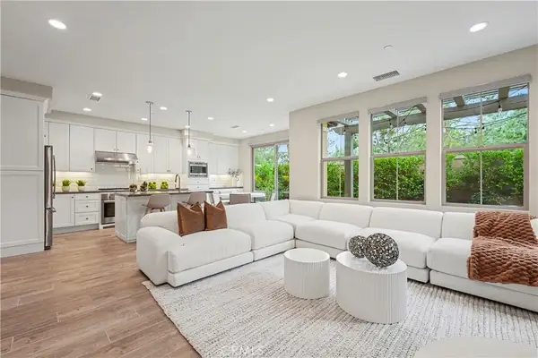 127 Annuals, Irvine, CA 92618