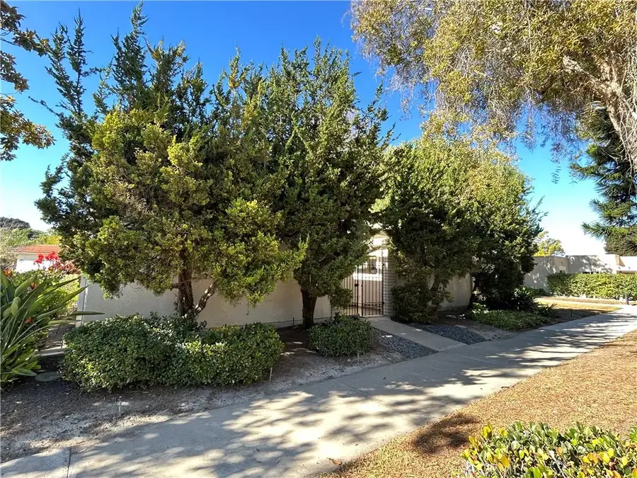 2335 Avenida Sevilla #D, Laguna Woods, CA 92637 - #3
